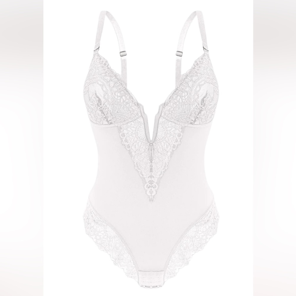 NWT Revenge x Body Deep-V Neck Bodysuit White Lace accent Size 2XL